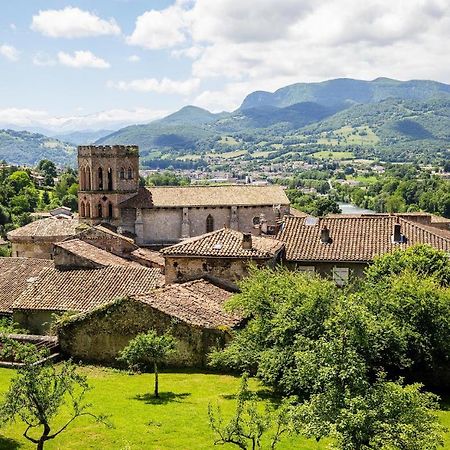 Terres De France - Domaine Du Palais Aparthotel Saint-Lizier Buitenkant foto